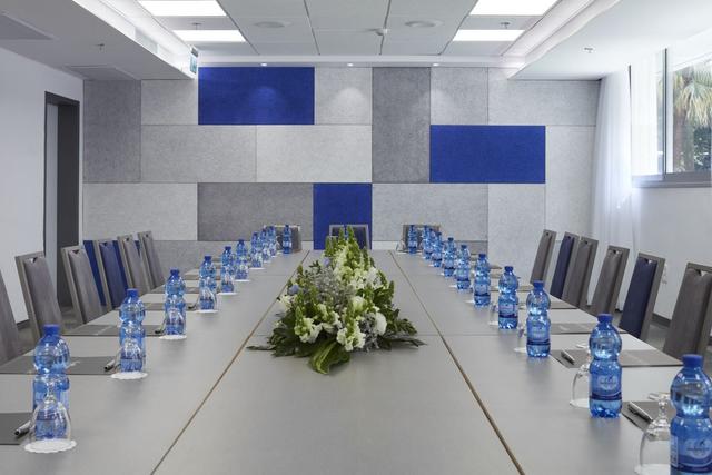 Oren room