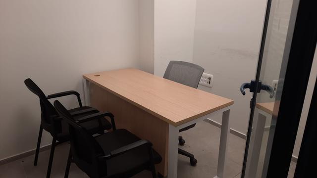 Daily office for 2 people
